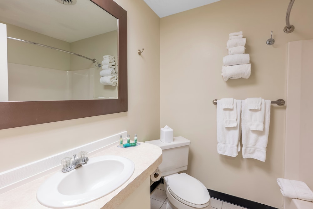 Fireside Inn and Suites Gilford 53/54