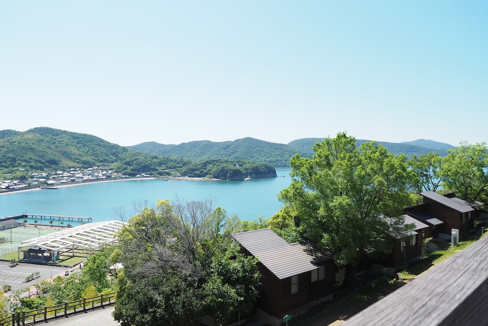 Kokumin shukusha Shodoshima 38/42