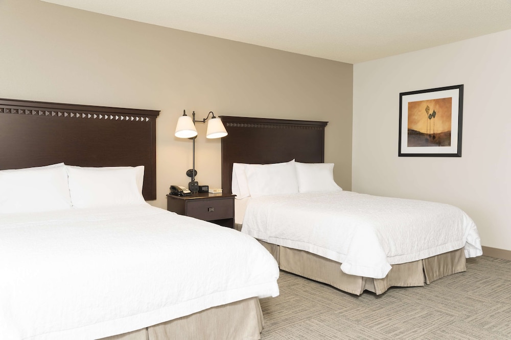 Hampton Inn & Suites Hartford - Manchester 14/61