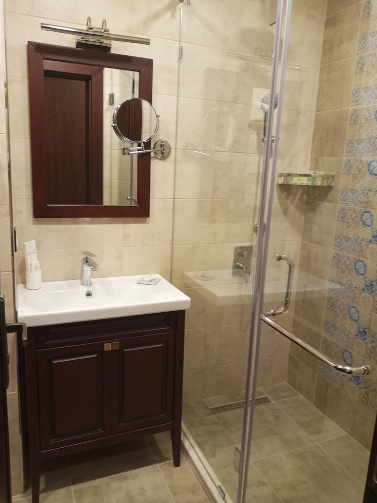 Macara Sheki City Hotel 27/30