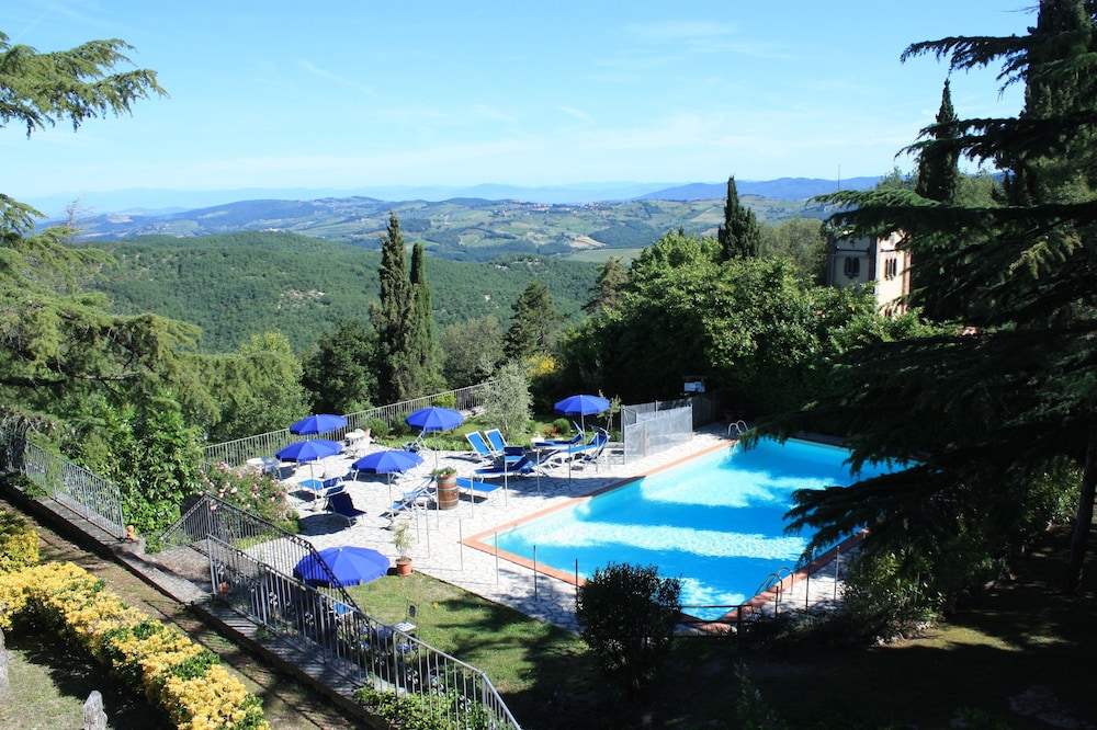 Villa Sant' Uberto Country Inn 18/65