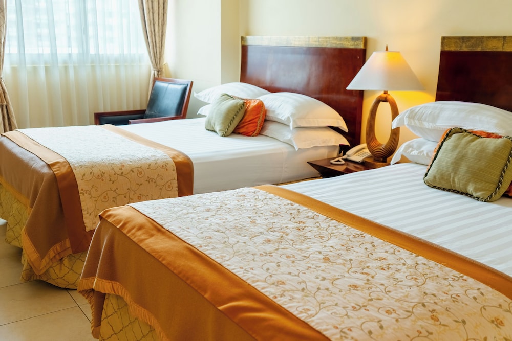 Toscana Inn 27/49