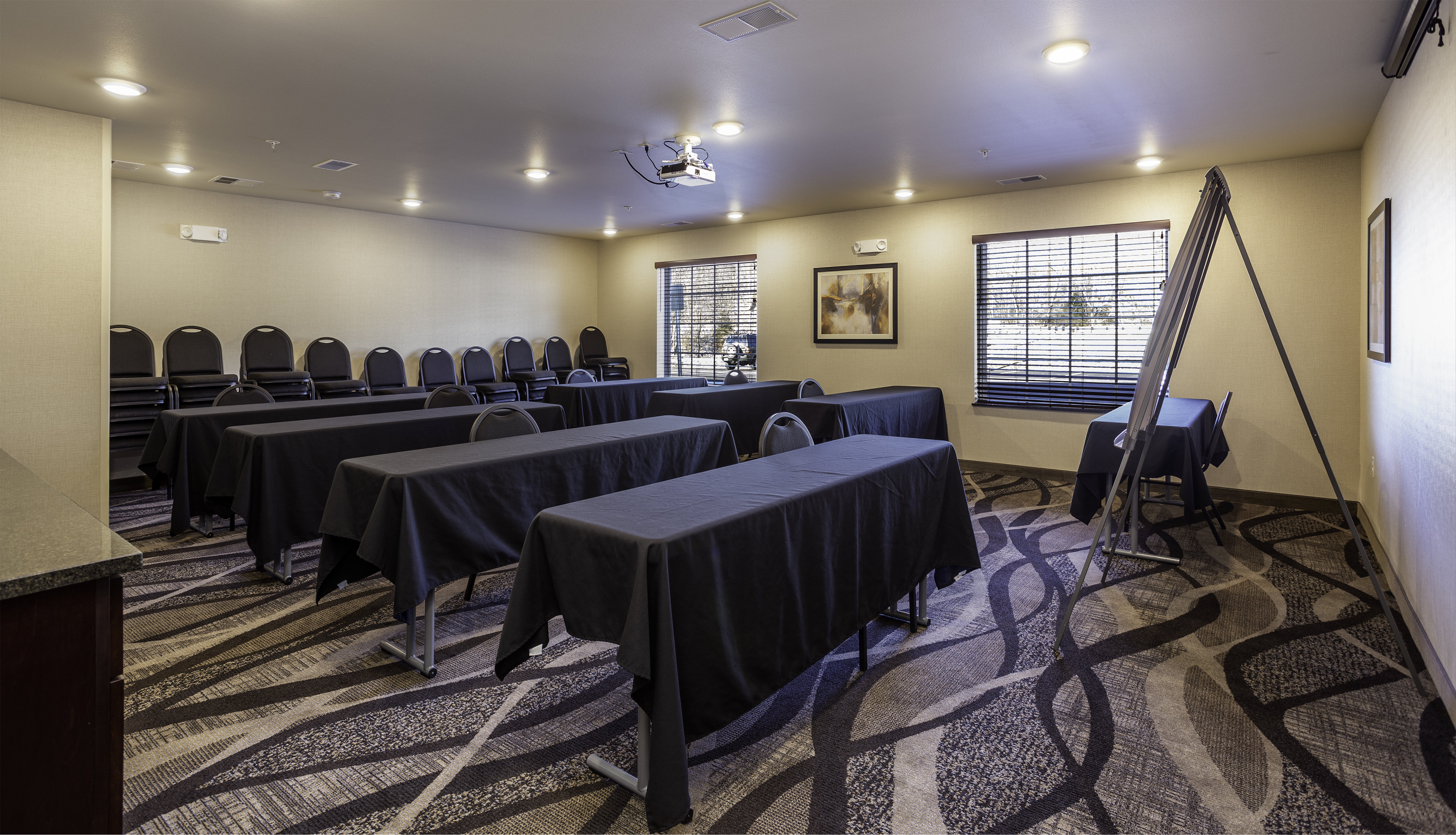 Cobblestone Inn & Suites - Brookville 34/48