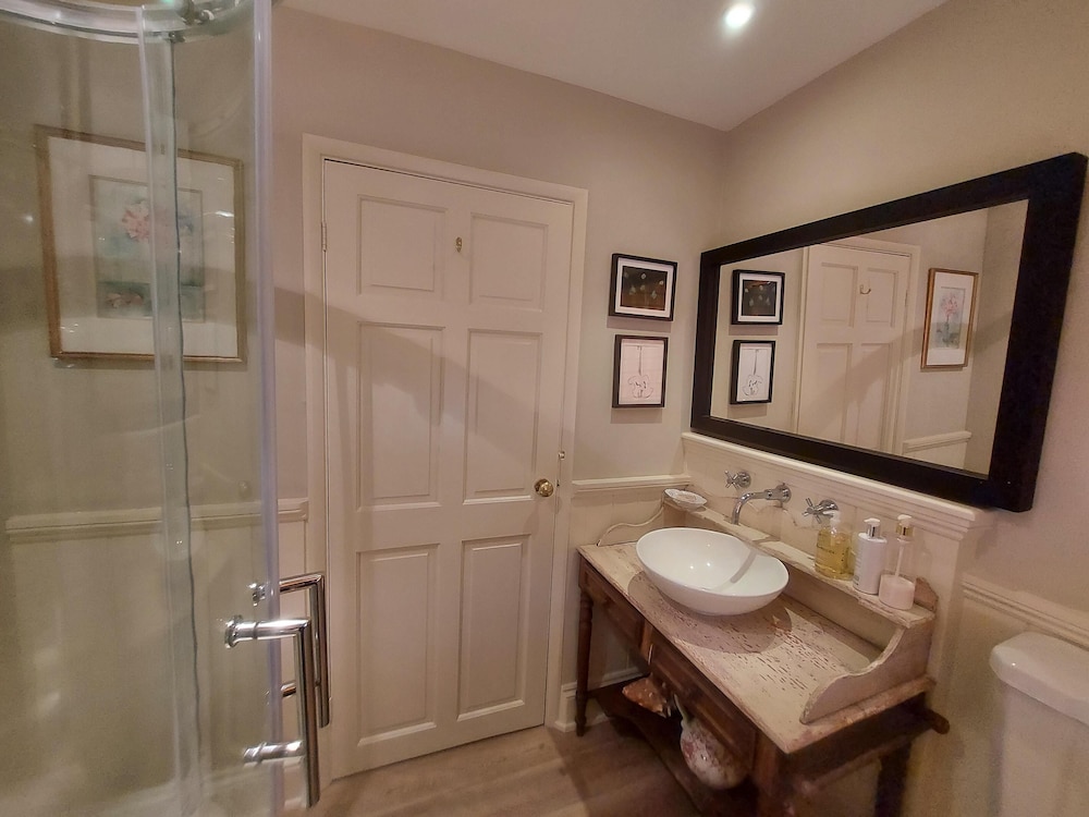 Rectory Farm Annexe 33/36
