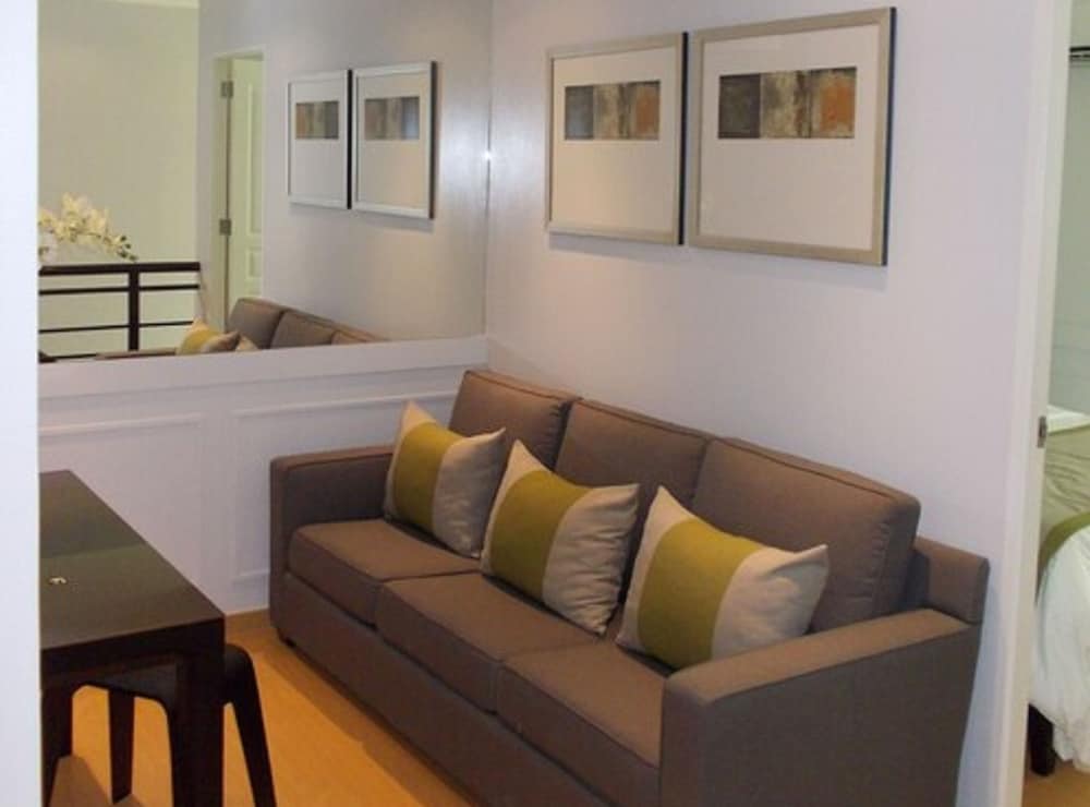 Avant Serviced Suites 24/52