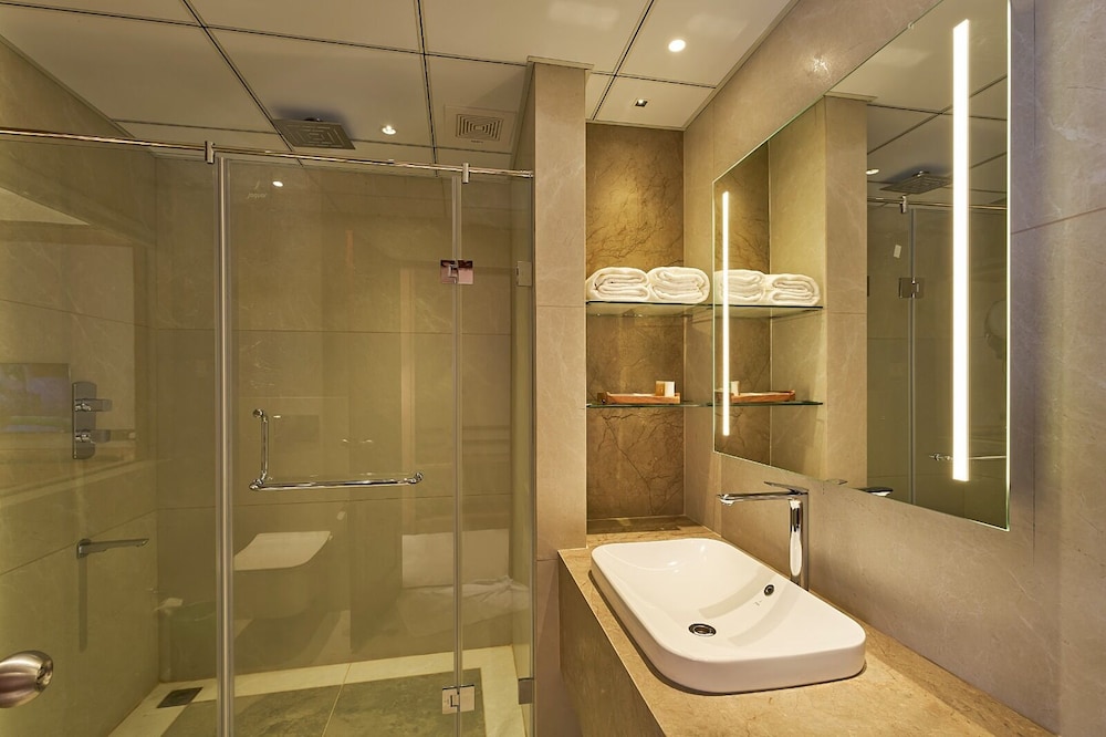 Hotel PepperVine 62/66