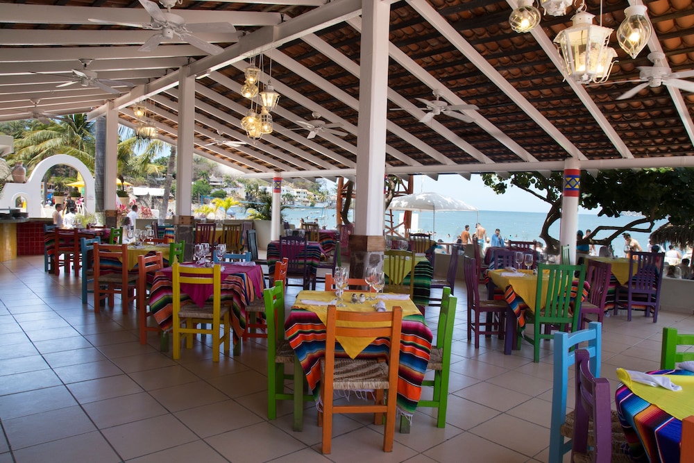 Decameron Los Cocos Guayabitos Ramada All Inclusive Resort 39/49
