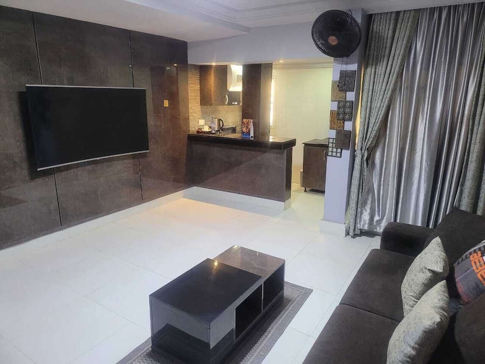 Newland Luxury Apartments 36/50