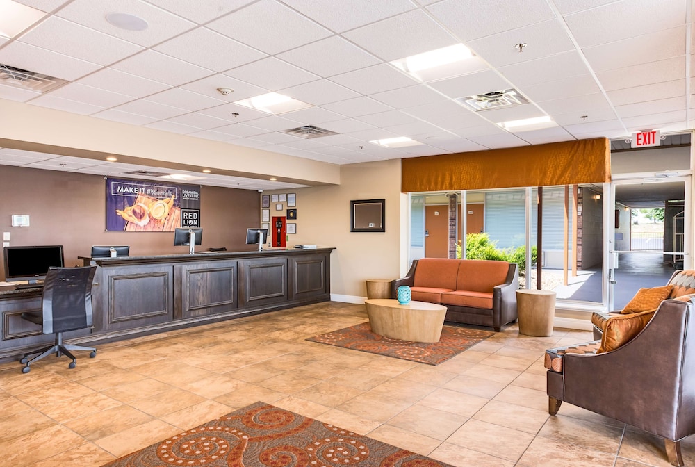 Red Lion Inn & Suites Branson 7/36