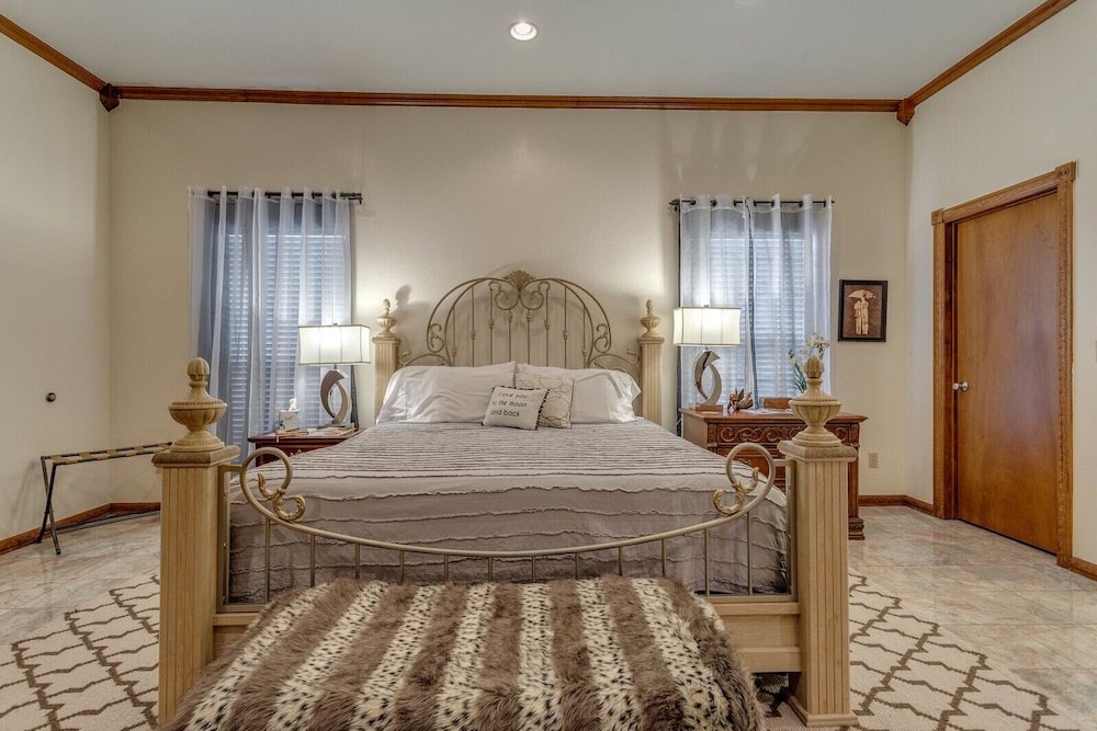 Whispering Pines Bed Amp Breakfast 18/69