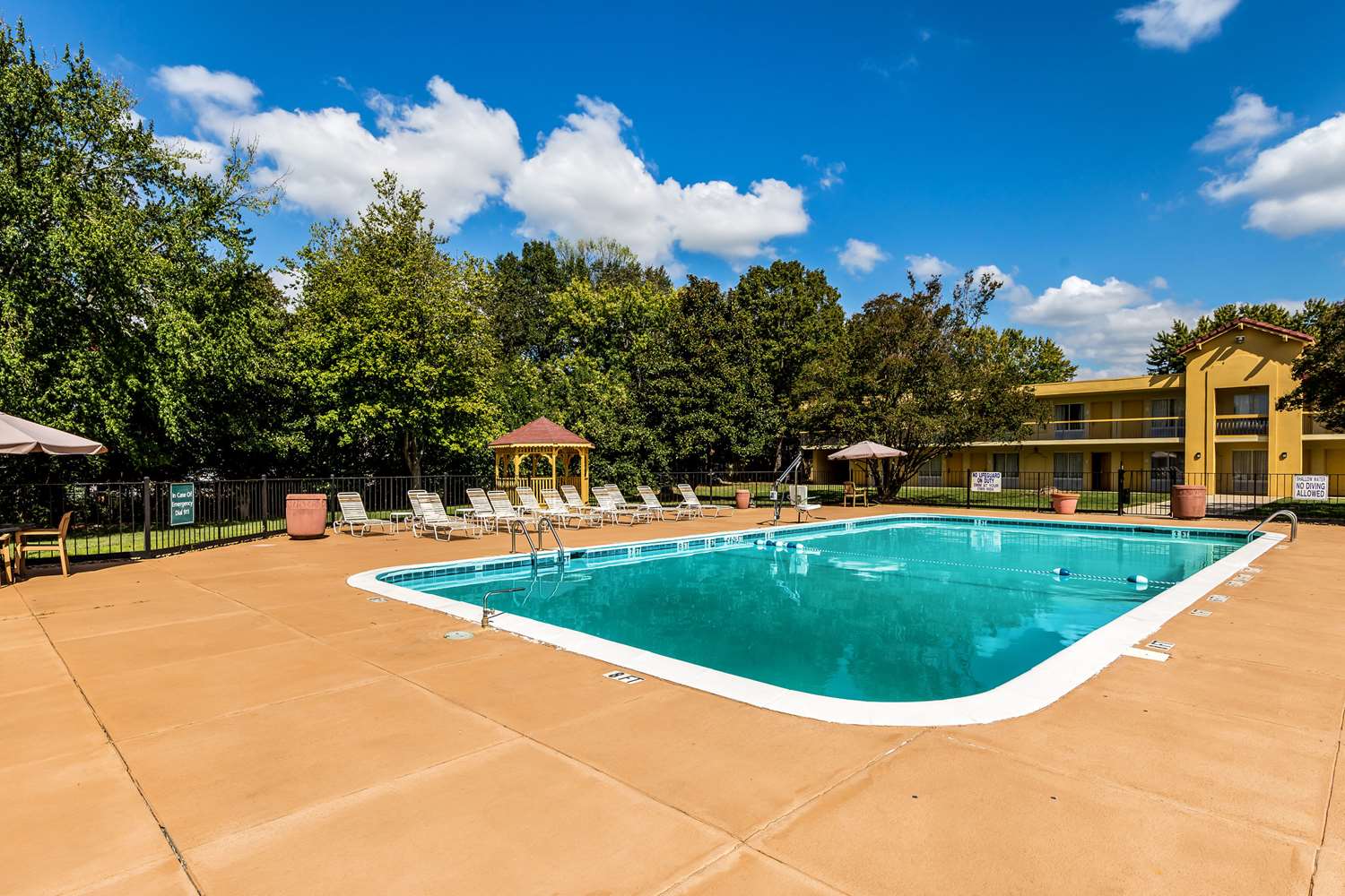 Quality Inn Clemson Near University 15/27