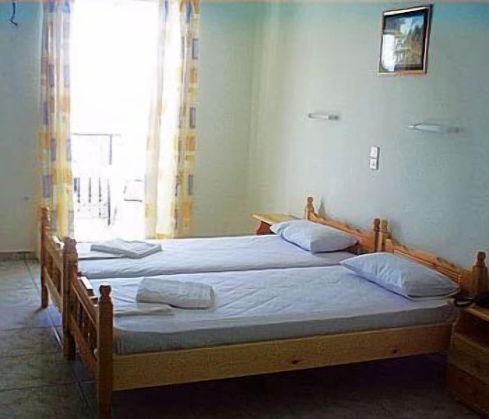 Vossos Hotel Apartments 25/41