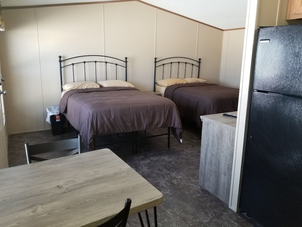Elite Cabins and RV Park 10/51