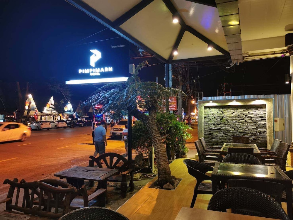 Pimpimarn Beach Hotel 45/66