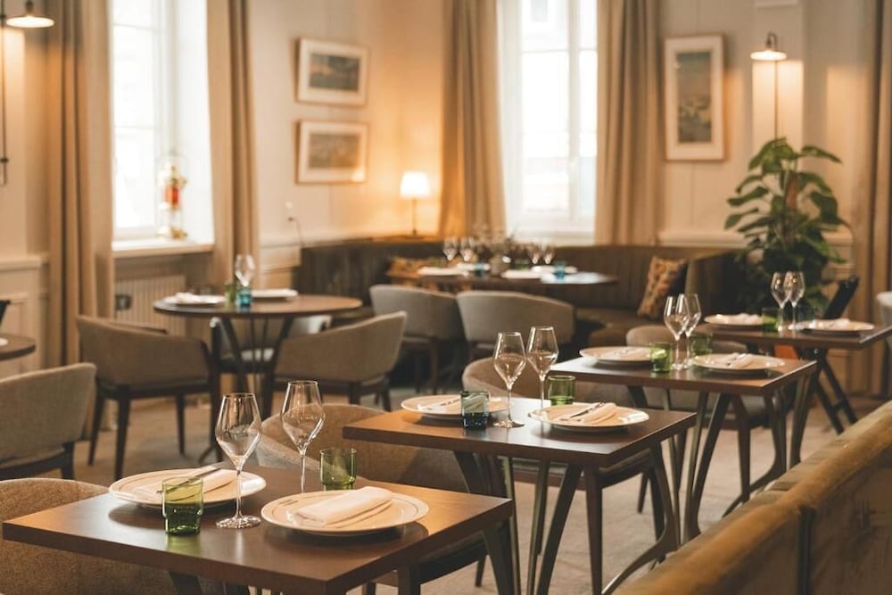Logis Hotel and restaurant La Pension du Moulin 33/50