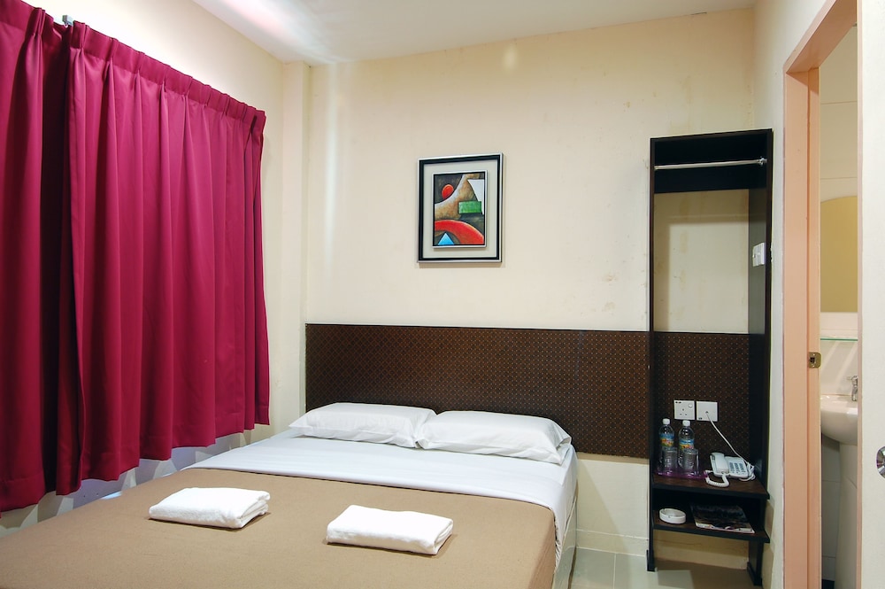 Impiana Mutiara Hotel At Kampung Air 15/24