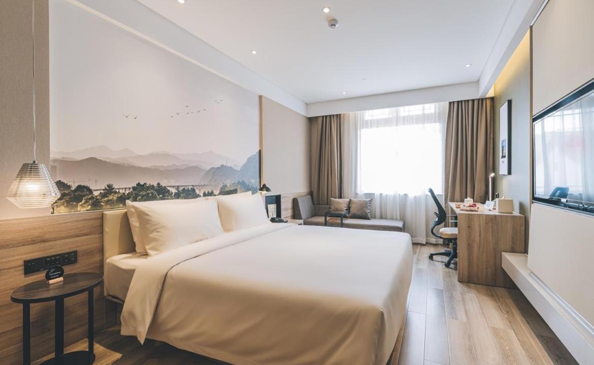 Elegant, Double Bed