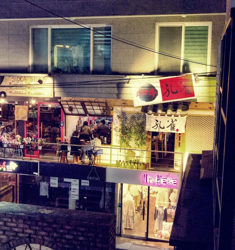 Br. Guesthouse Hongdae 3/41