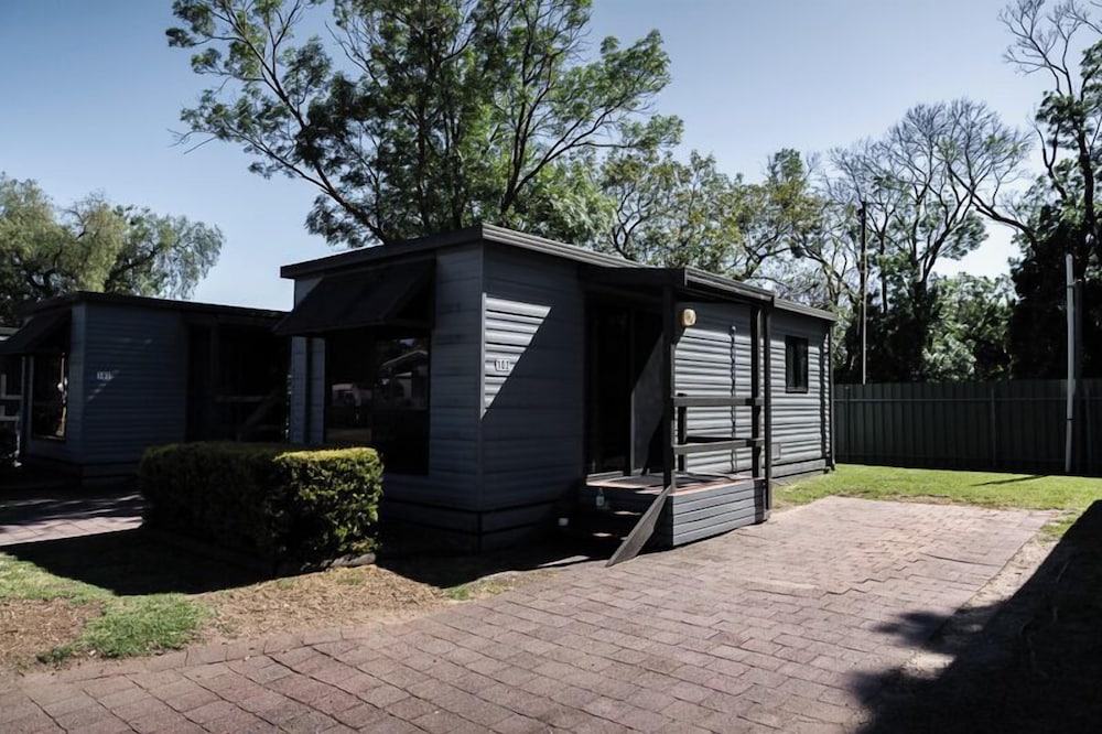 Adelaide Caravan Park 59/67