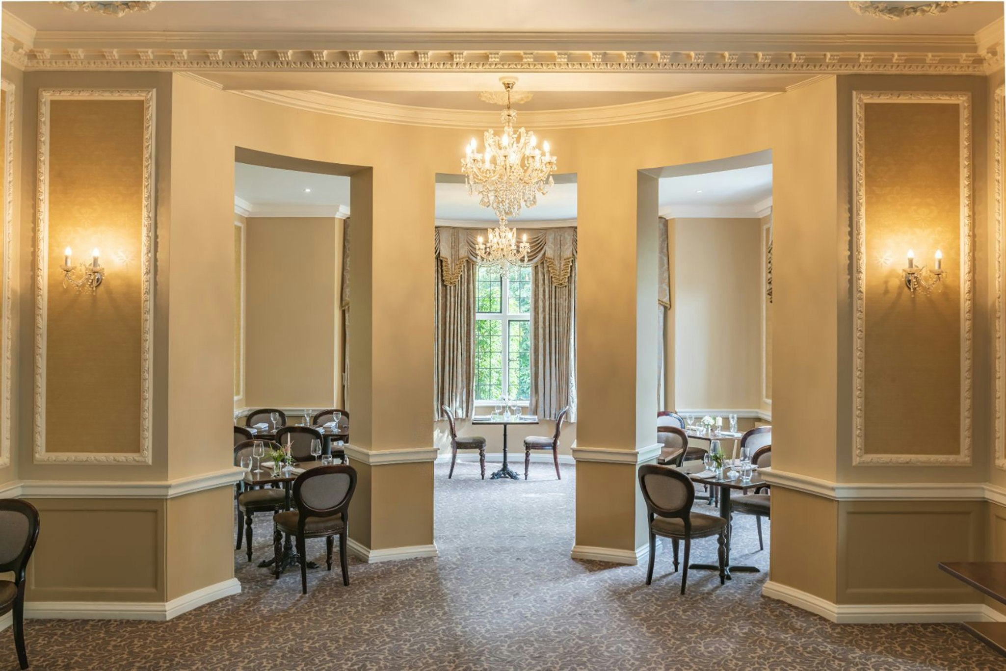 Bartley Lodge Hotel 55/58