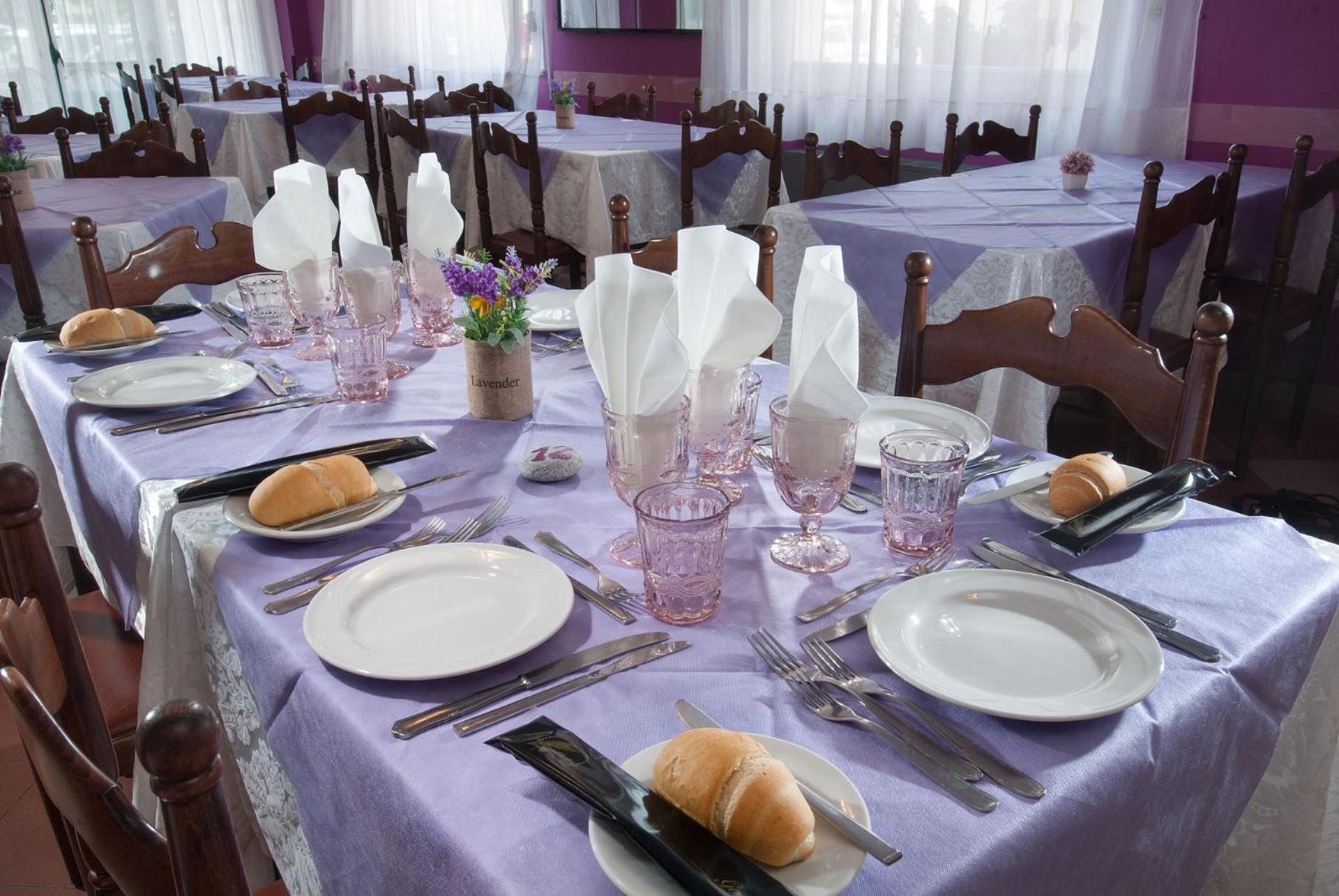 Hotel Cheri 35/48