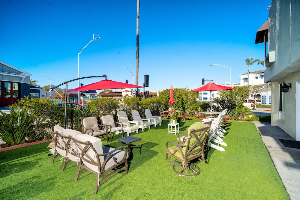 Little Inn By The Bay Newport Beach 33/45