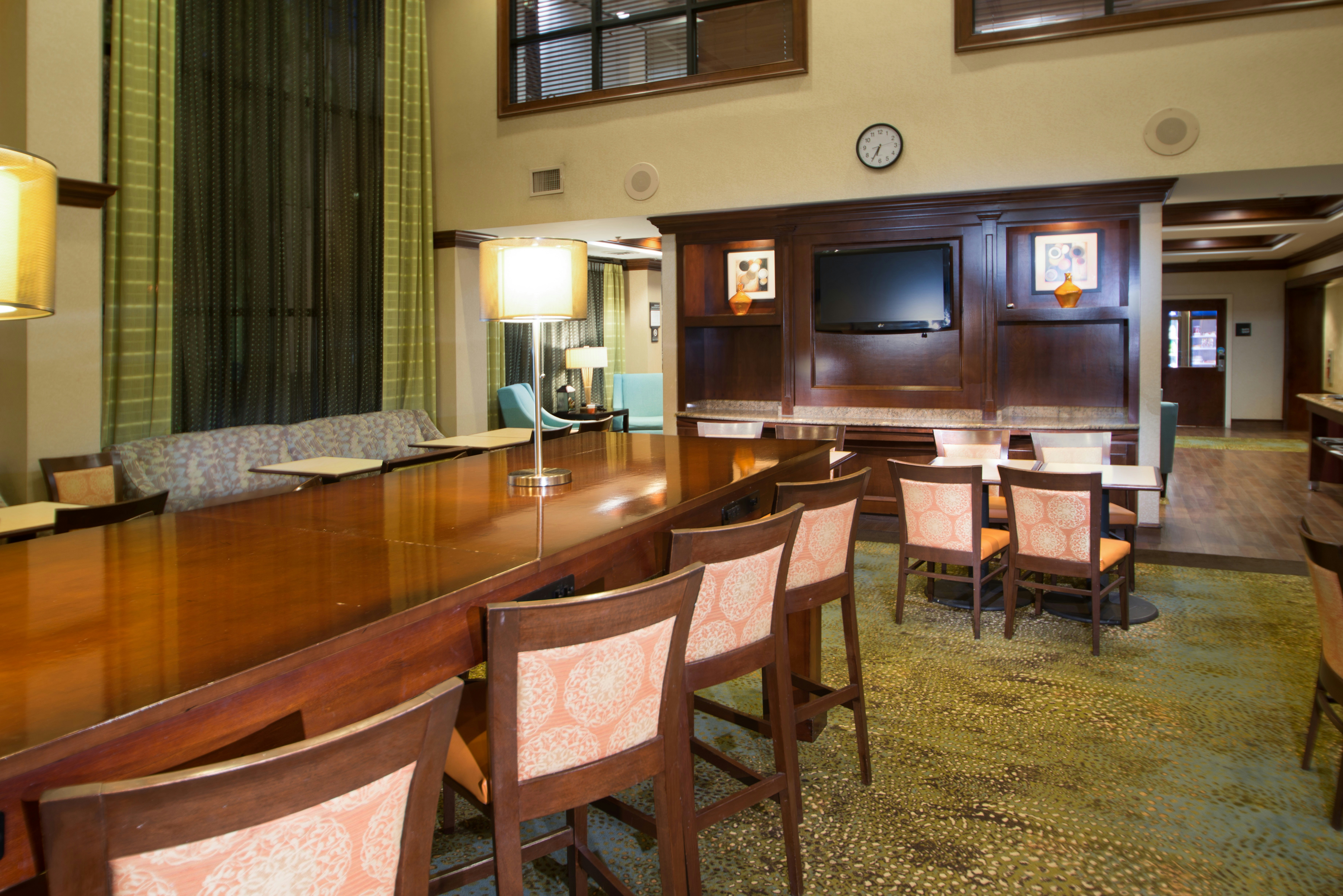 Hampton Inn Linden 51/75