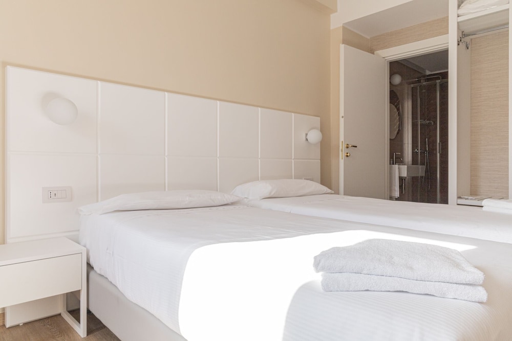 Boston Hotel Bari 13/40