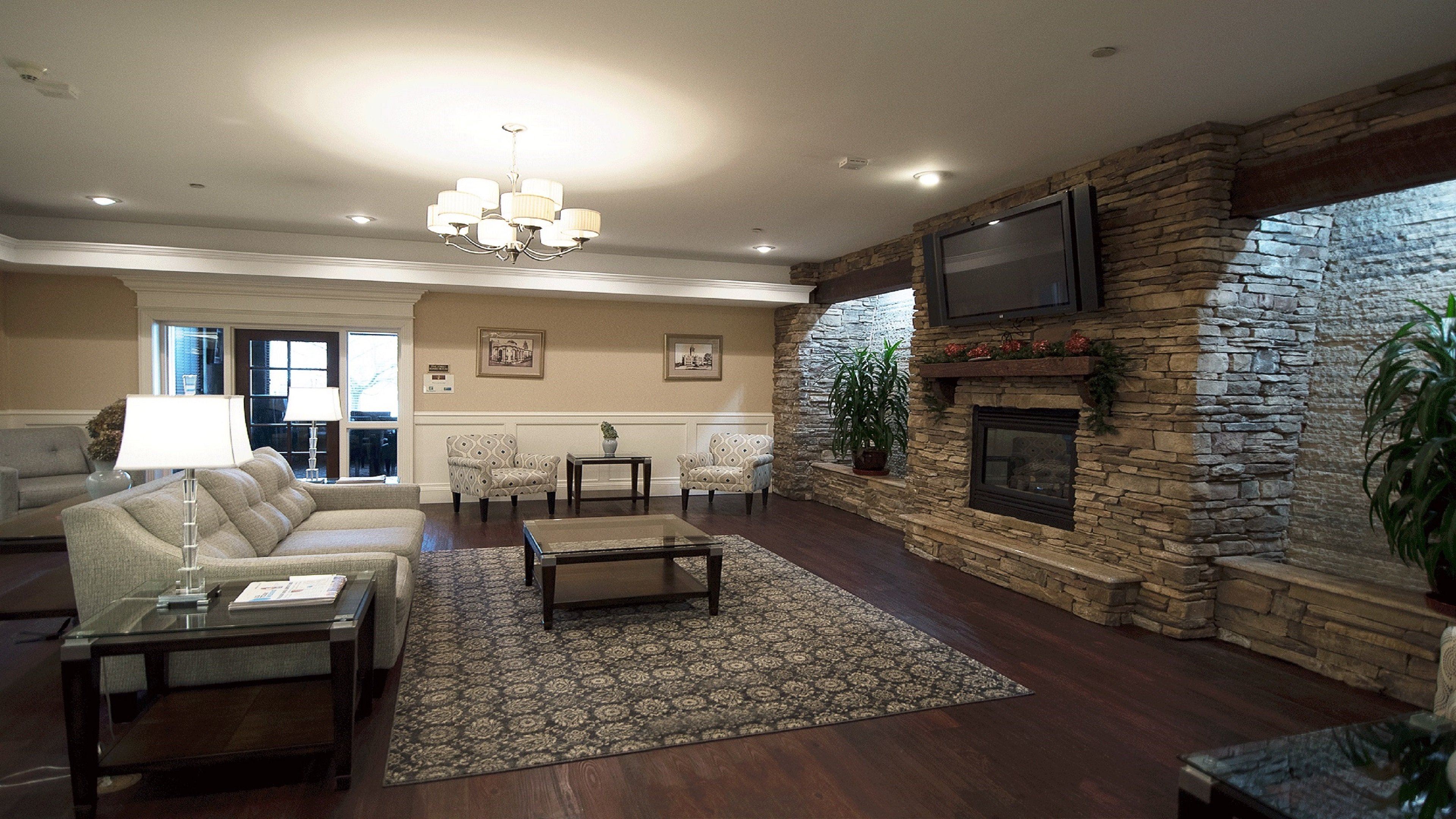 HOLIDAY INN WILLIAMSPORT 28/52