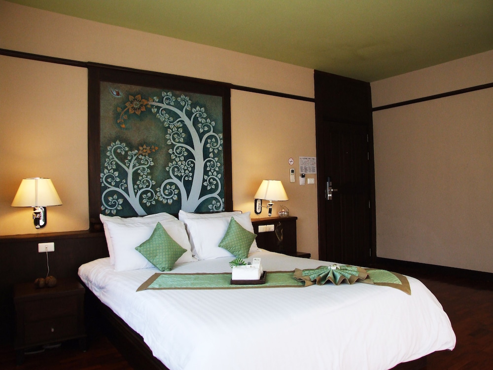Sarita Chalet Spa 11/30
