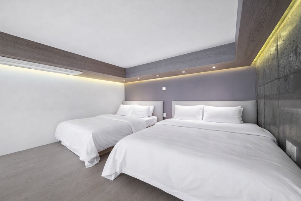 Connected Hotel Guro 30/64