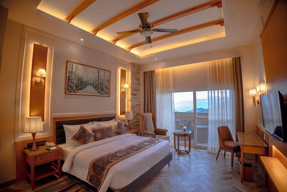 Premium, King Bed, Valley View, Balcony