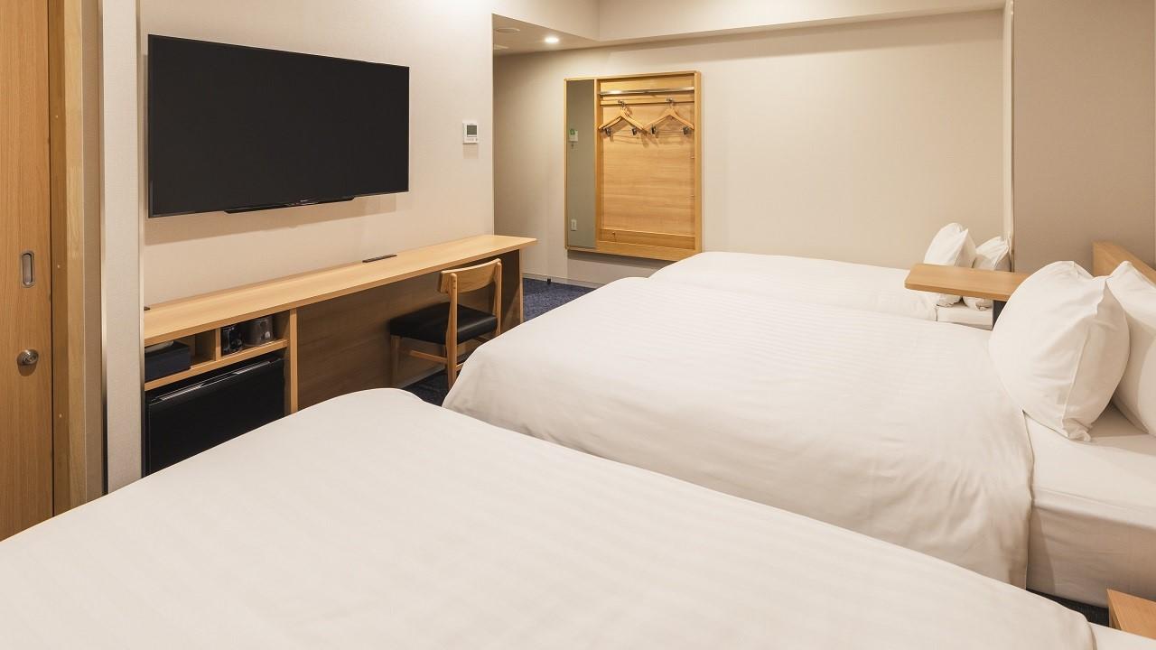 Pure, Deluxe, Twin Beds