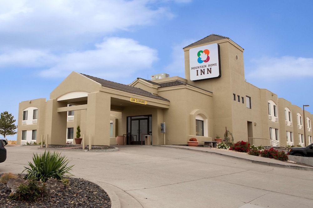 Mountain Home Inn 1/25