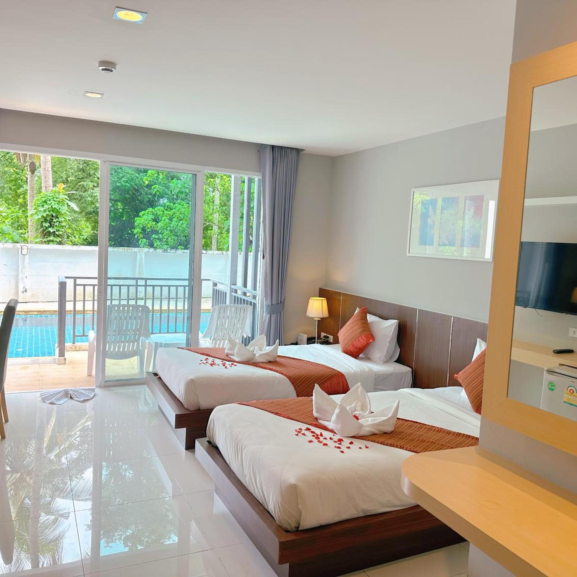 Deluxe, Twin Beds, Pool Access، Ahad Suite Ao Nang 2/10