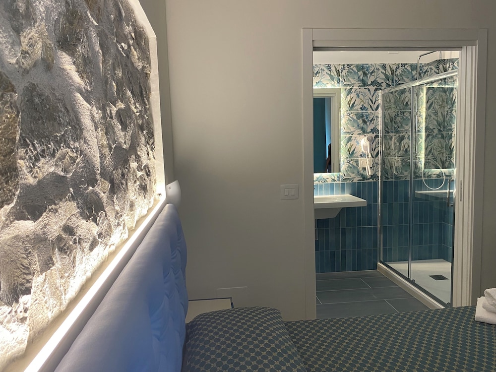 Albergo Pensione Cinquestelle 18/36