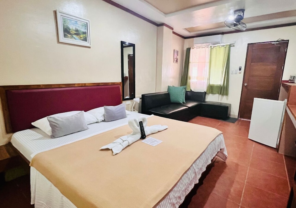 OCEAN, SUITE, KING BED