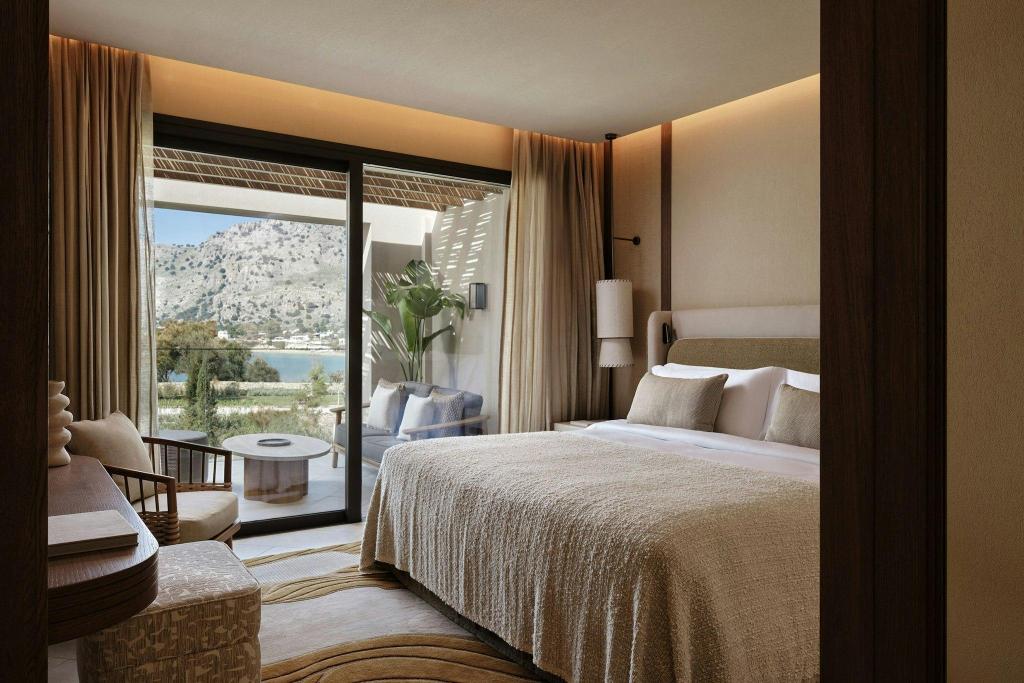 Executive, Suite, King Bed, Sea View, Sofa, Balcony