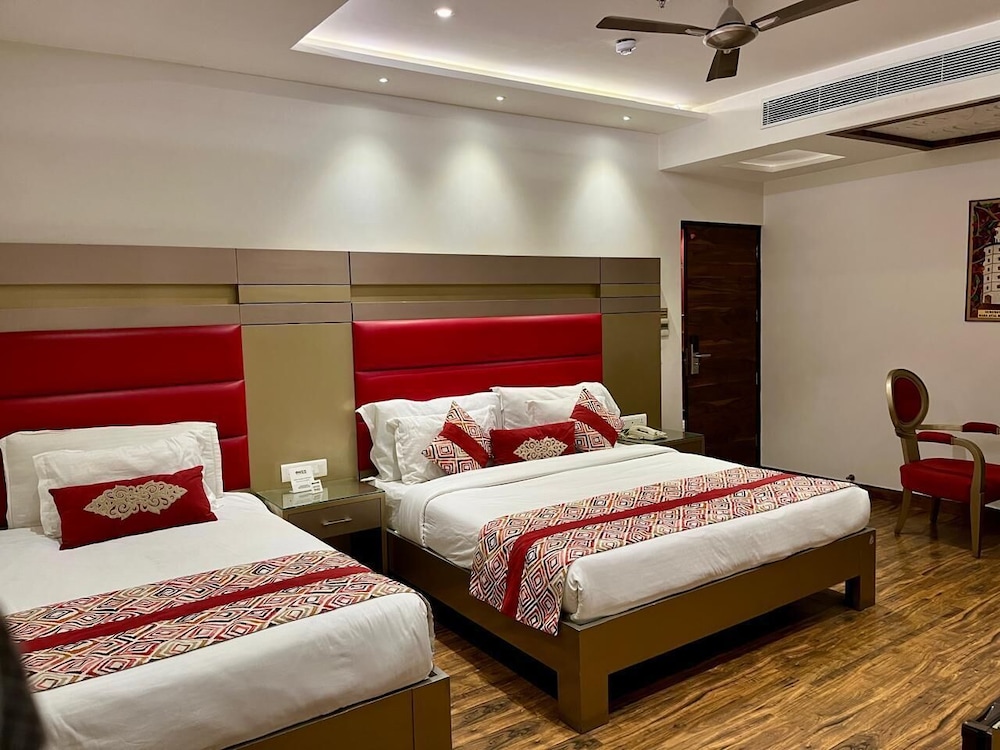 One Earth GG Regency Amritsar 6/34