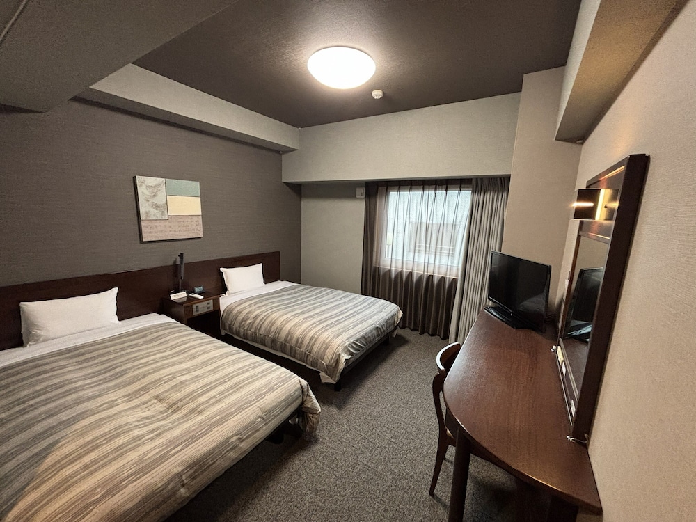 Room, Twin Beds, Electronic Cigarette Only, Smoking