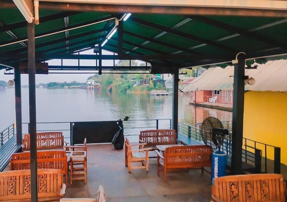 Tara Raft Kanchanaburi 31/50
