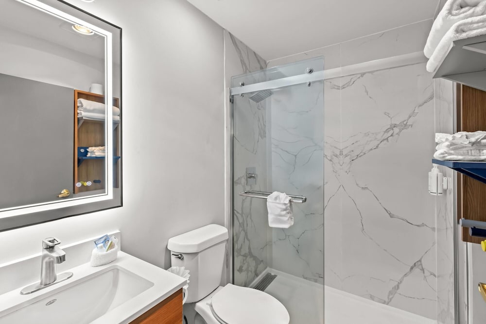 Microtel Inn & Suites by Wyndham Norcross 45/50