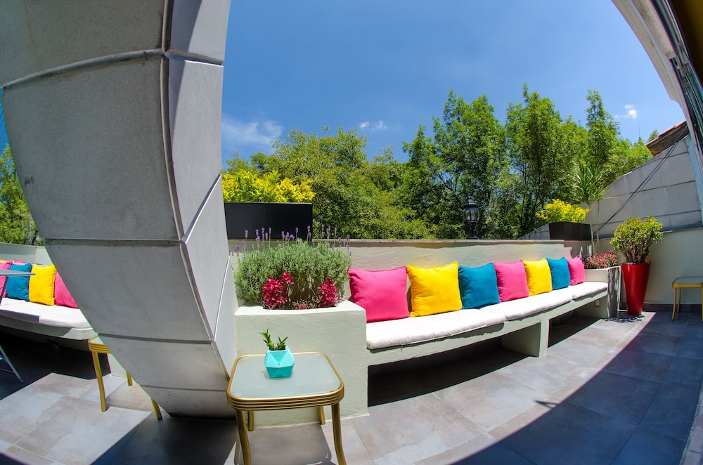 Residence L'heritage Tennyson By Bluebay 37/38