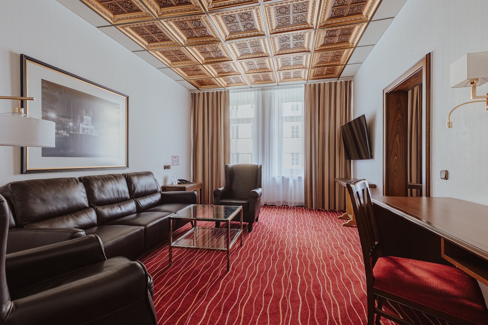 Kings First Class Hotel 52/77
