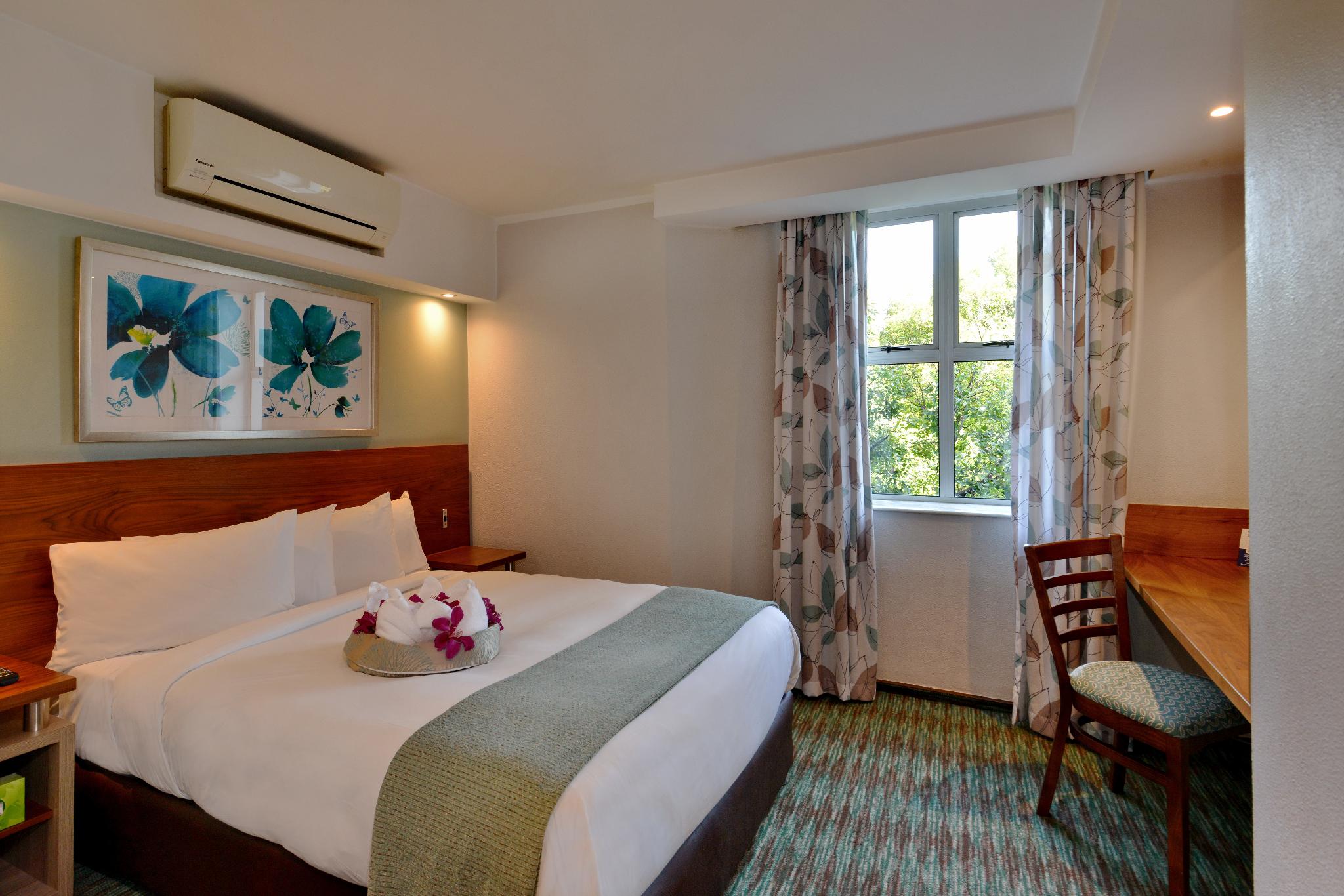 Classic, Double Bed, Accessible