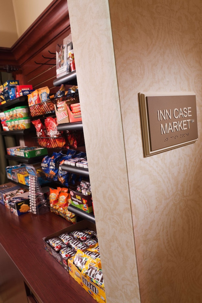 Country Inn and Suites By Radisson Milwaukee West Brookfield Wi 34/42