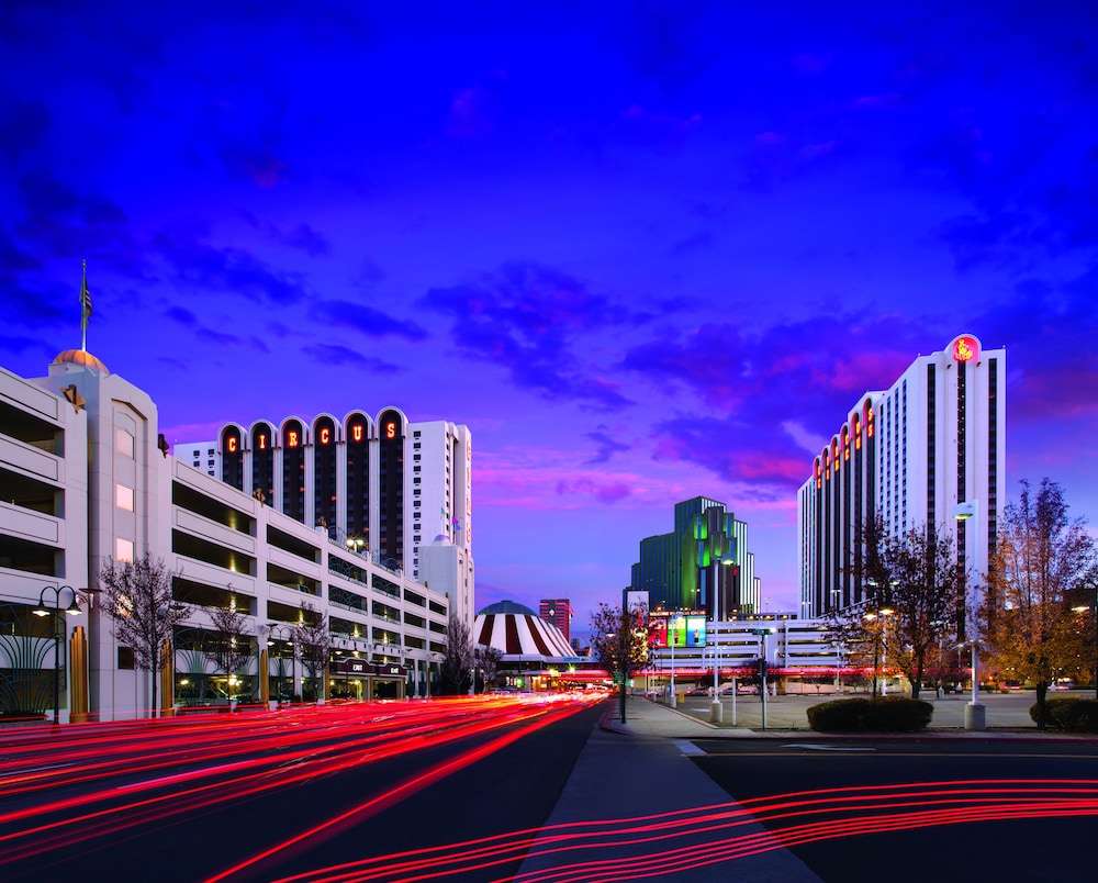 Circus Circus Reno - A Caesars Rewards Destination 4/64