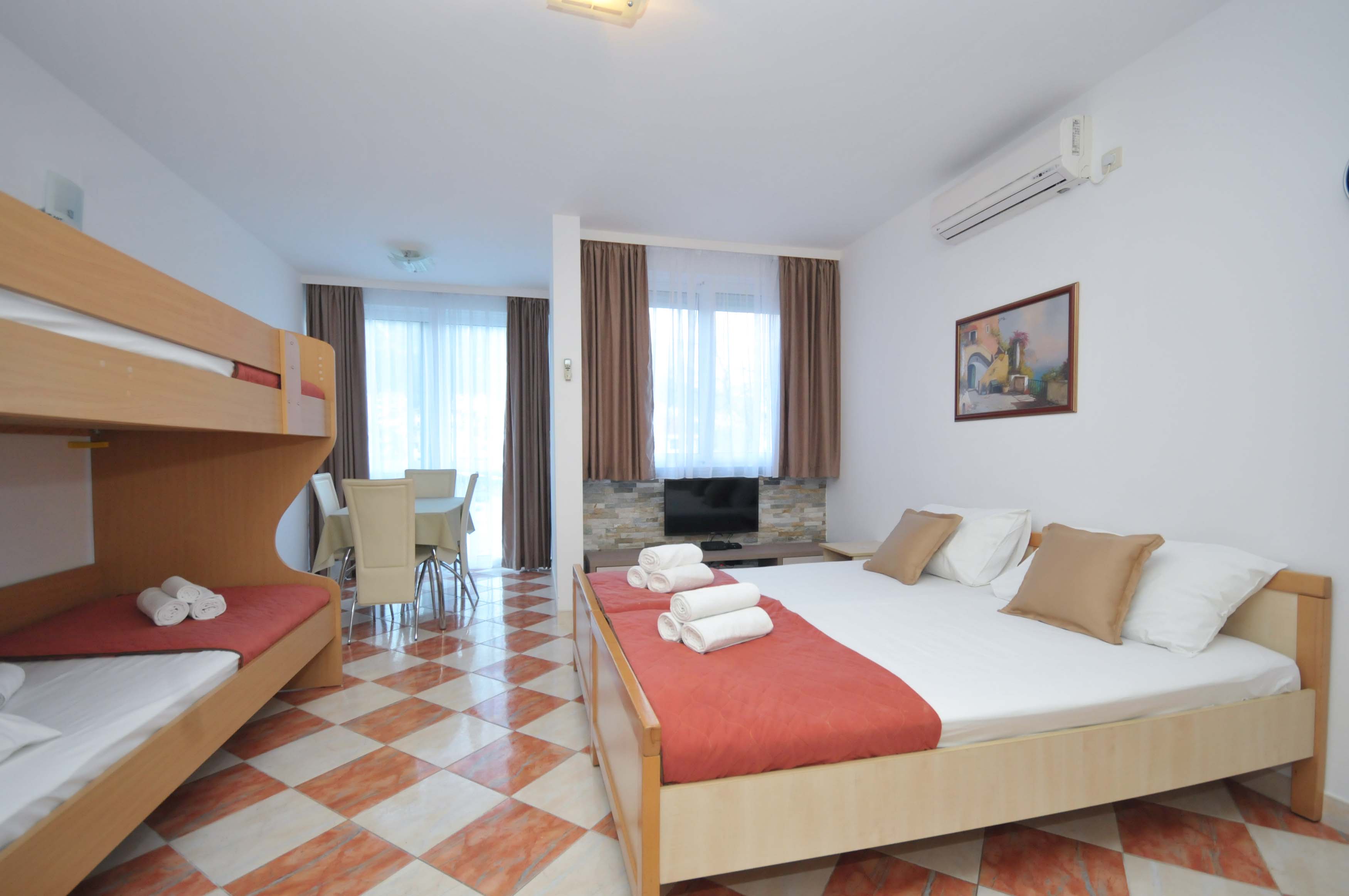 D&D Apartments Budva 3 2/19