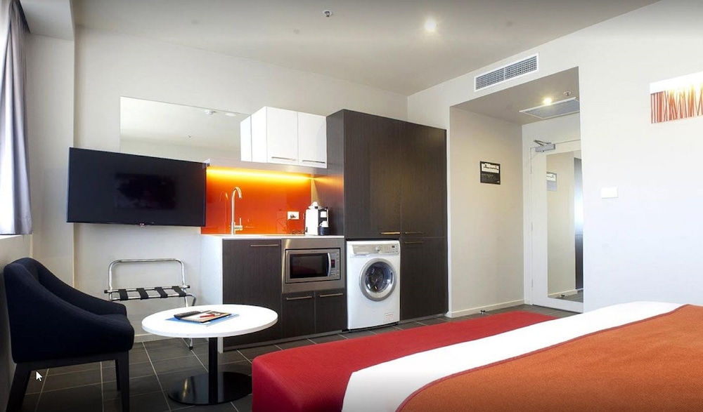 Abode Woden 8/47