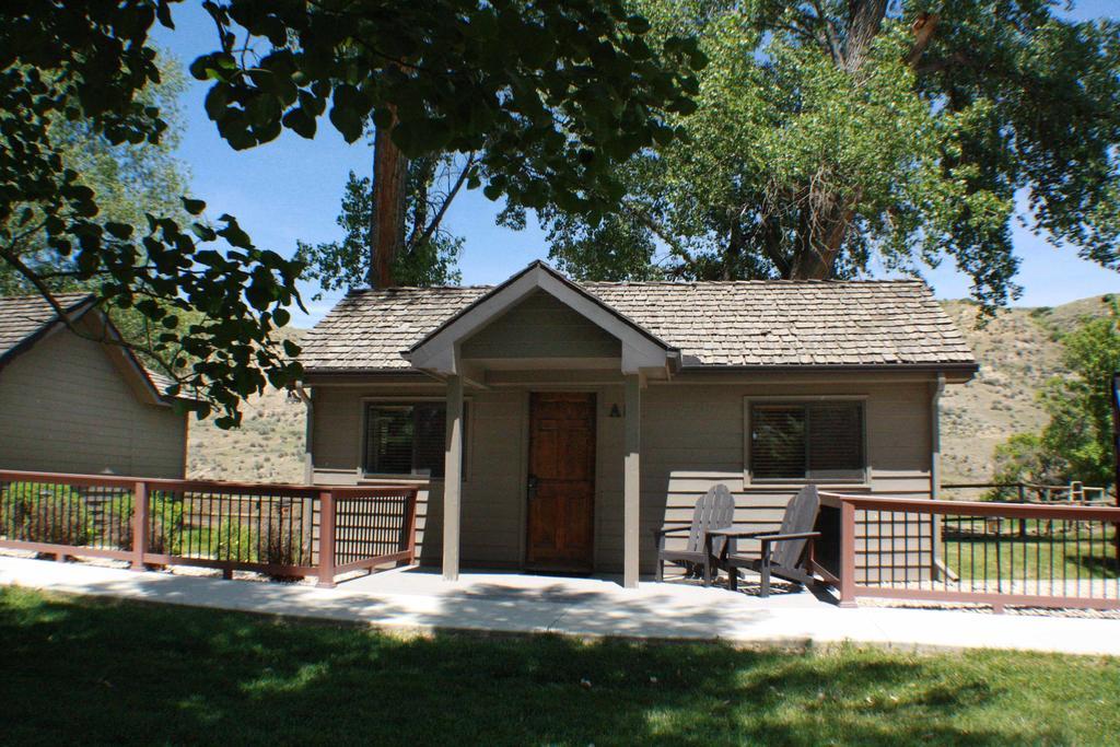 The Ranch At Ucross Sheridan Buffalo in CLEARMONT - WY